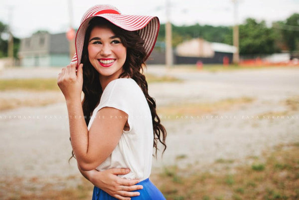 Pose Like the Pros: Senior Portraits