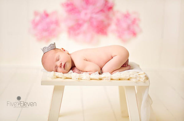 A Guide To Natural Light Newborn Sessions