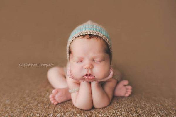 Newborn Photography Course by Amy Cook Photography + Videos!