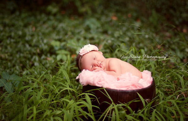 A Guide To Natural Light Newborn Sessions