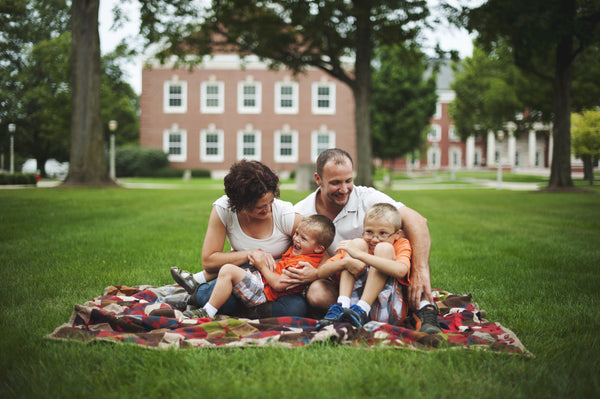 Pose Like the Pros: Family Portraits