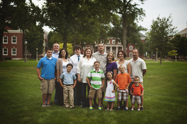 Pose Like the Pros: Family Portraits