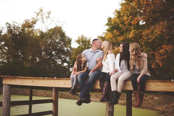 Pose Like the Pros: Family Portraits