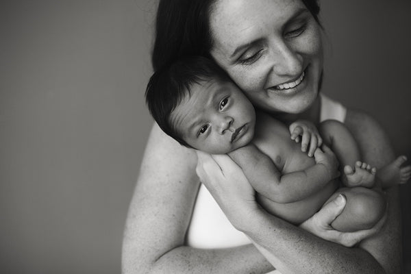 OVER 120 MINUTES! Newborn Editing [Video Collection] by Jessica Vaughn