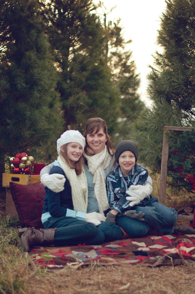 The Ultimate Mini Session Guide: Business, Posing & More!