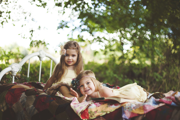 The Ultimate Mini Session Guide: Business, Posing & More!