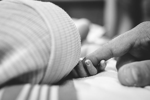 Birth Photography and Fresh 48 Workshop by celebrity birth photographer Heather Mohr.