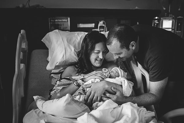 Birth Photography and Fresh 48 Workshop by celebrity birth photographer Heather Mohr.