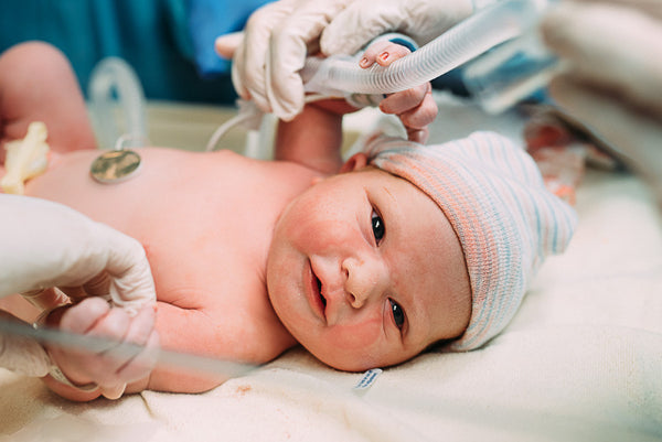 Birth Photography and Fresh 48 Workshop by celebrity birth photographer Heather Mohr.