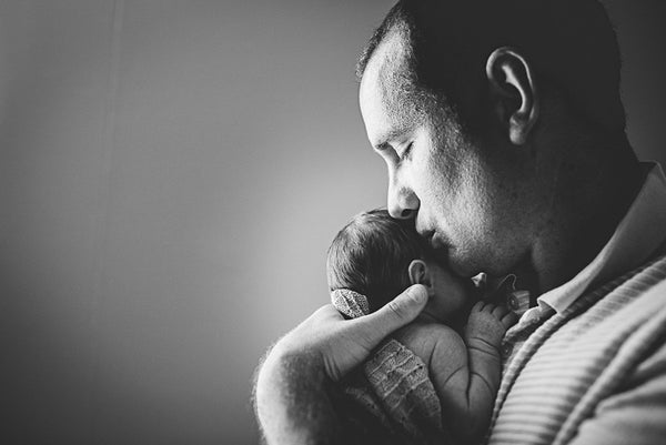 Birth Photography and Fresh 48 Workshop by celebrity birth photographer Heather Mohr.