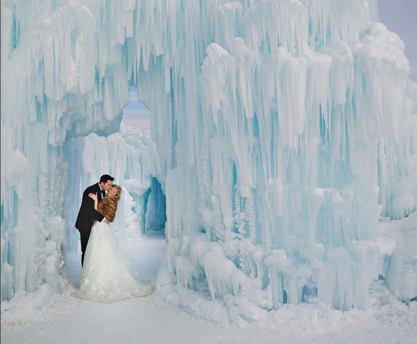 How To Build A 6 Figure Wedding Photography Business