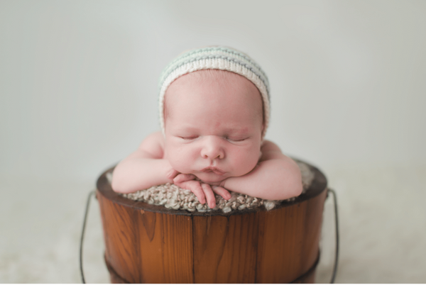 Newborn Photography Course by Amy Cook Photography + Videos!