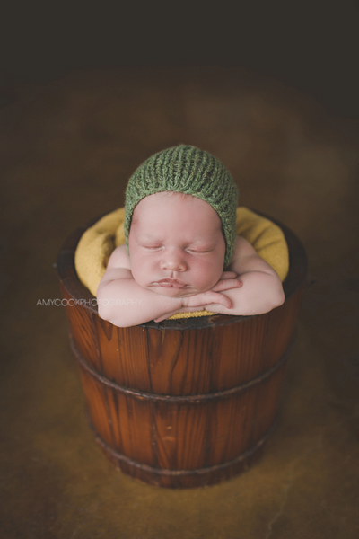 Newborn Photography Course by Amy Cook Photography + Videos!
