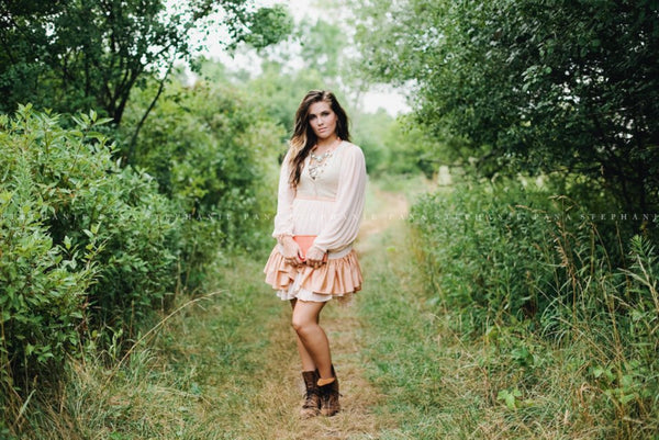 Pose Like the Pros: Senior Portraits